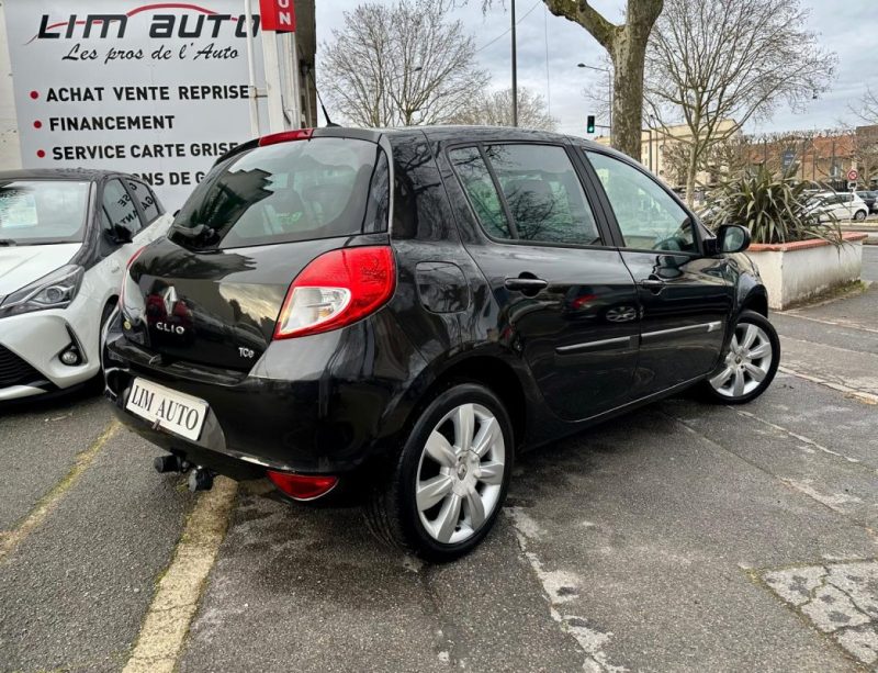 RENAULT CLIO III 1.2 TCE 100 XV DE FRANCE  