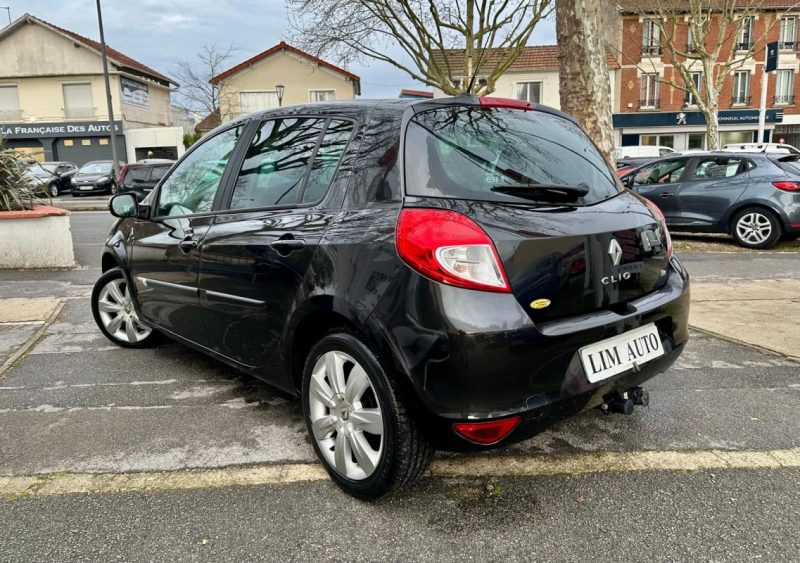 RENAULT CLIO III 1.2 TCE 100 XV DE FRANCE  