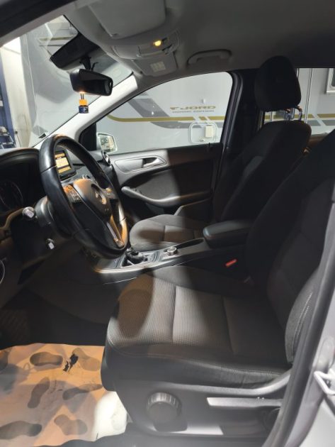 MERCEDES MERCEDES CLASSE B 180 CDI FINITION BUSINESS 110CV  180 CDI FASCINATION 2012