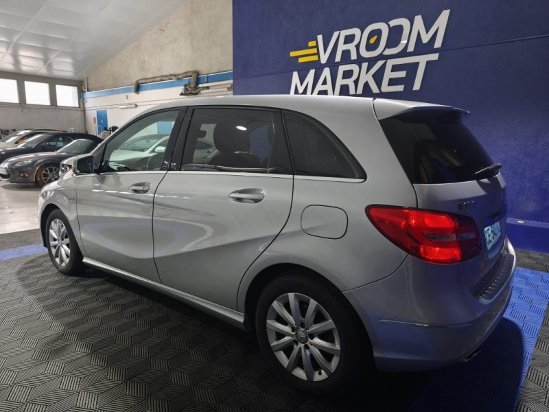 MERCEDES MERCEDES CLASSE B 180 CDI FINITION BUSINESS 110CV  180 CDI FASCINATION 2012