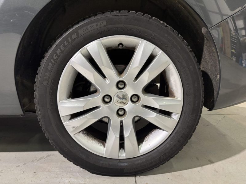 PEUGEOT 5008 1.6 E-HDI 115 FAP BUSINESS PACK BMP6 7PL SIÈGE ÉLECTRIQUE/CHAUFFANT