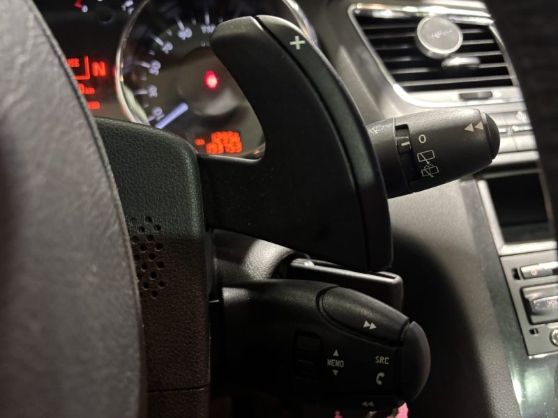 PEUGEOT 5008 1.6 E-HDI 115 FAP BUSINESS PACK BMP6 7PL SIÈGE ÉLECTRIQUE/CHAUFFANT