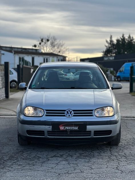 VOLKSWAGEN GOLF 4 1.6L 102 CV / 97 KM / BVA / Paiement 4 ou 10 fois possible