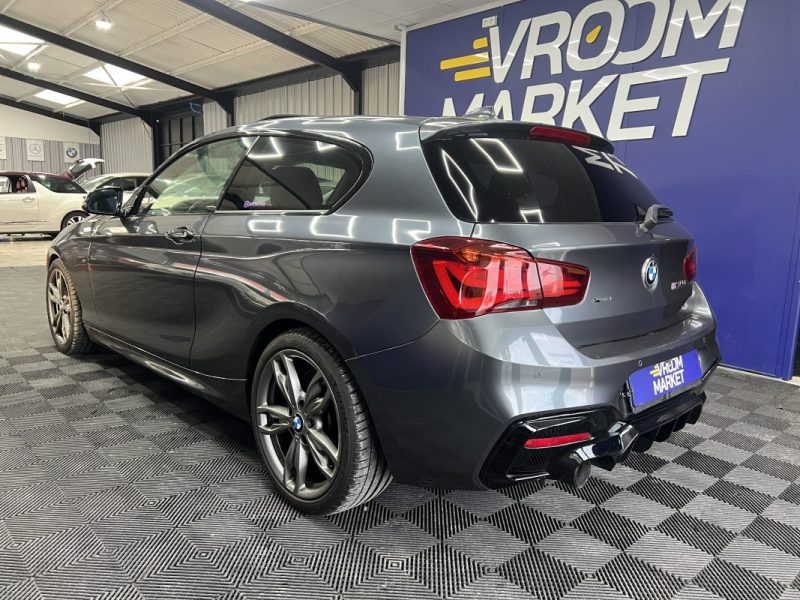 BMW Série 1 140i 340ch | 136 000km |  Toit ouvrant | Caméra de recul | Immat FR | Entretien OK