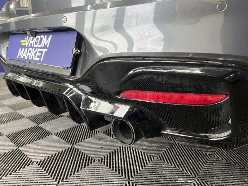 BMW Série 1 140i 340ch | 136 000km |  Toit ouvrant | Caméra de recul | Immat FR | Entretien OK