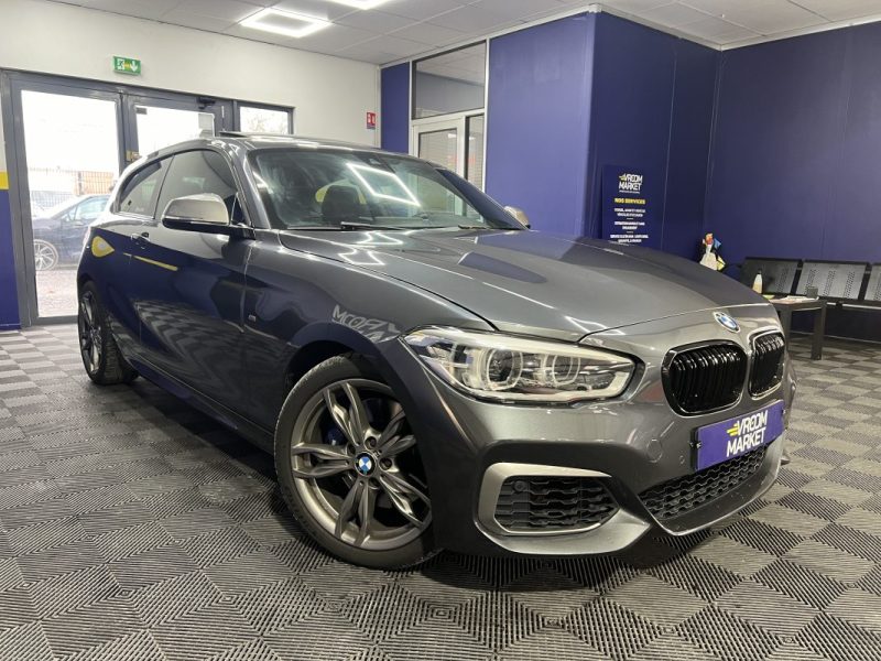 BMW Série 1 140i 340ch | 136 000km |  Toit ouvrant | Caméra de recul | Immat FR | Entretien OK