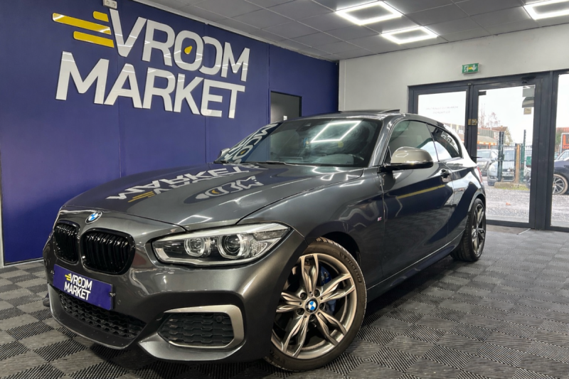 BMW Série 1 140i 340ch | 136 000km |  Toit ouvrant | Caméra de recul | Immat FR | Entretien OK