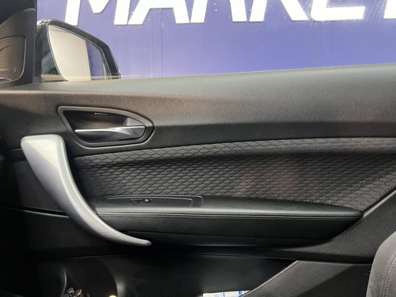 BMW Série 1 140i 340ch | 136 000km |  Toit ouvrant | Caméra de recul | Immat FR | Entretien OK