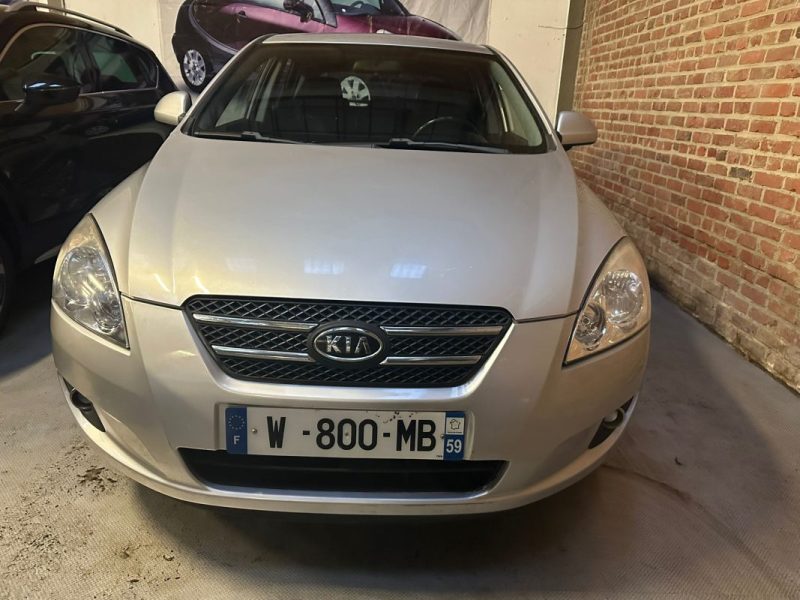 KIA CEED T-GDI 90CV  T-GDI 90CV 2009