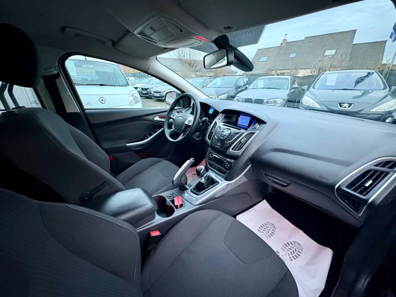 FORD FOCUS 