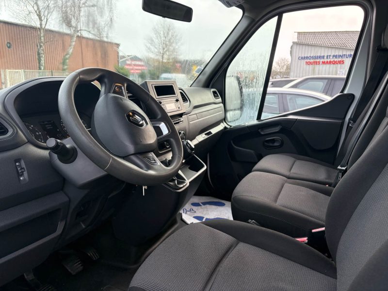 RENAULT MASTER