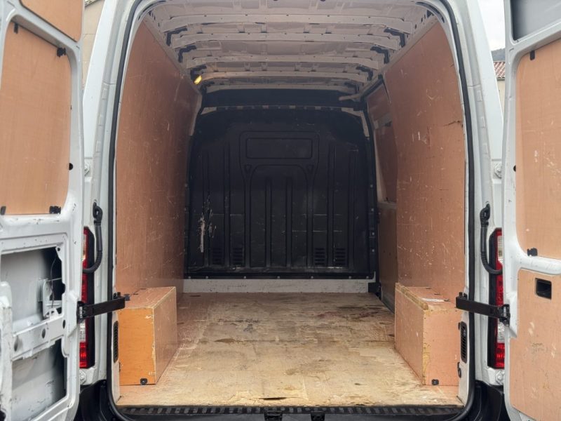 RENAULT MASTERIII F3500 L3H3 2.3 DCI 170CH ENERGY GRAND CONFORT EURO6 2017 TTC