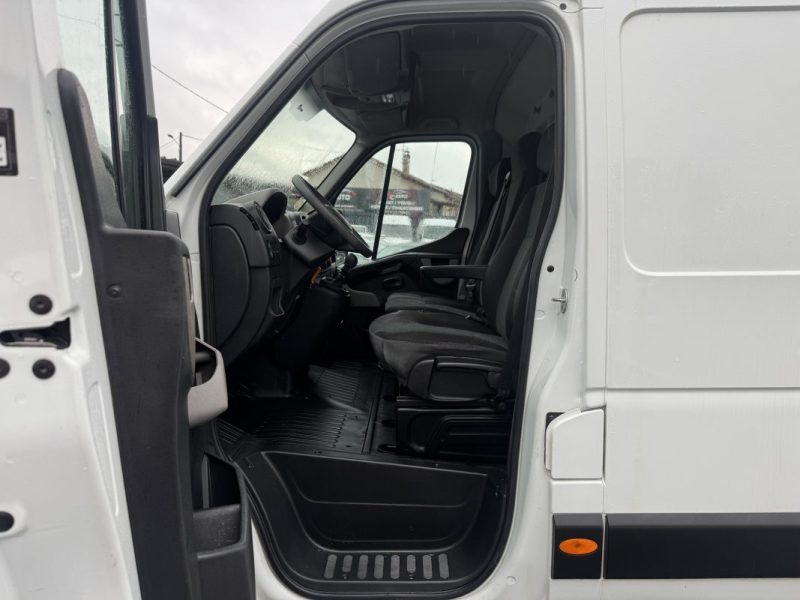 RENAULT MASTERIII F3500 L3H3 2.3 DCI 170CH ENERGY GRAND CONFORT EURO6 2017 TTC