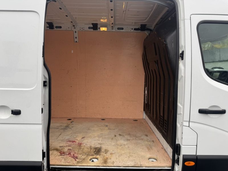 RENAULT MASTERIII F3500 L3H3 2.3 DCI 170CH ENERGY GRAND CONFORT EURO6 2017 TTC
