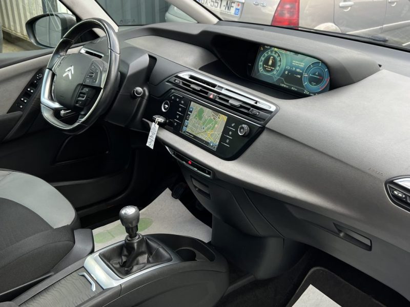CITROEN C4 PICASSO II 1.6 Hdi 115 ATTELAGE GPS TACTILE VIRTUAL COCKPIT CAMERA RECUL - GARANTIE 1 AN
