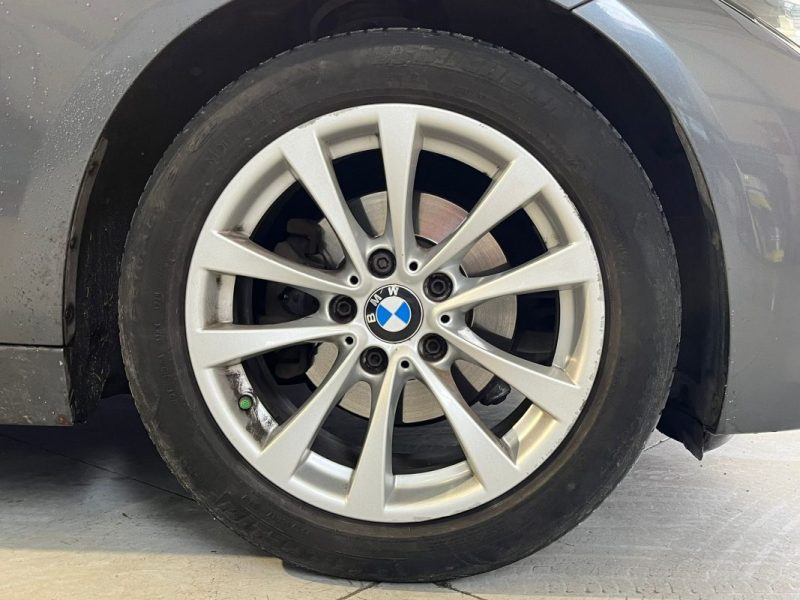 B.M.W. SERIE 3 318D 2.0 150CH LOUNGE (F30) 