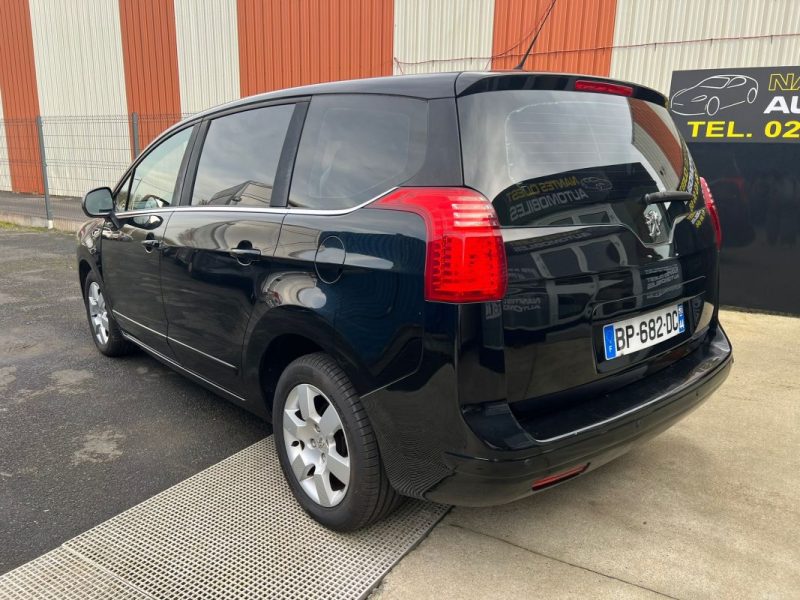 PEUGEOT 5008 1.6 HDI 112CV PREMIUM 7 PLACES