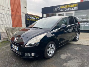 PEUGEOT 5008 1.6 HDI 112CV PREMIUM 7 PLACES