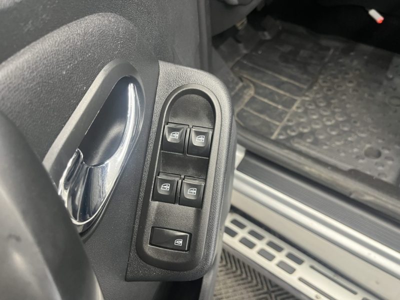 Dacia Duster 1.2 TCE 125ch Silver Line 4x2 | 126 000 km | Entretien complet | Carplay