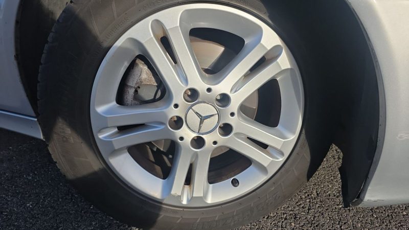 MERCEDES-BENZ CLASSE E 220 CDI AVANTGARDE 2.2 L 170 ch