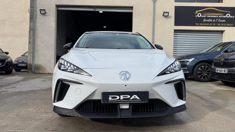 MG4 LUXURY204ch 2025