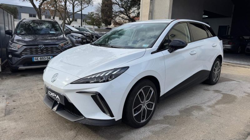 MG4 LUXURY204ch 2025