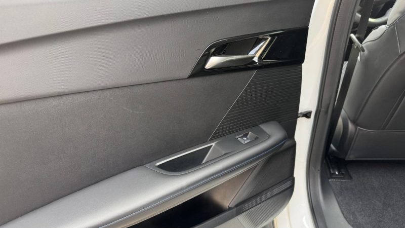 MG4 LUXURY204ch 2025