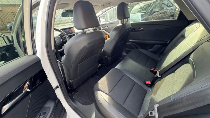 MG4 LUXURY204ch 2025