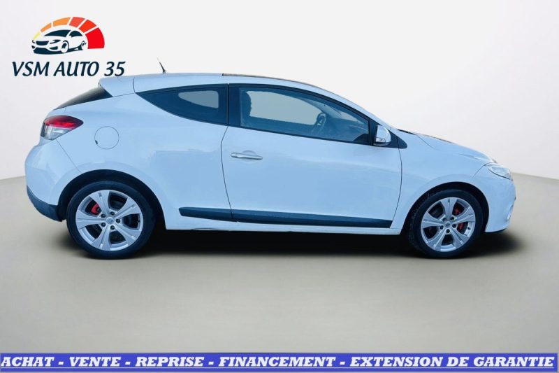 RENAULT MEGANE III Coupé 1.5 dCi 110ch Dynamique BVM6 Garantie