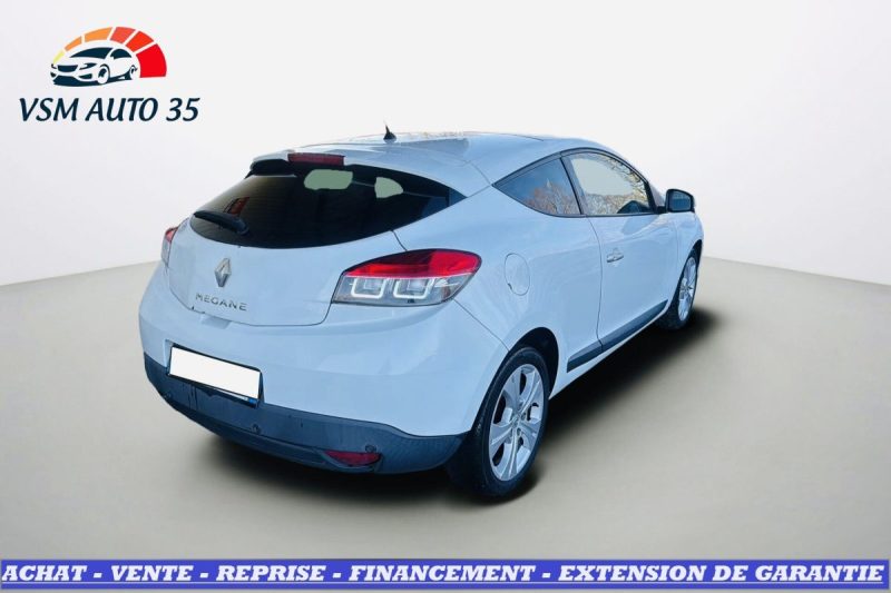 RENAULT MEGANE III Coupé 1.5 DCI 110 CH DYNAMIQUE BVM6 Garantie