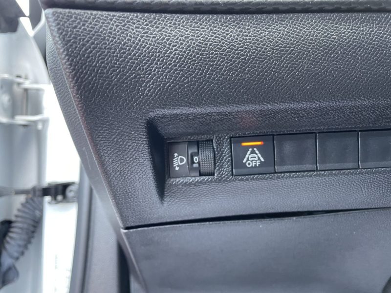 PEUGEOT 2008 II 1.2 L  100CH  STYLE  GARANTIE 3/12 MOIS 2022