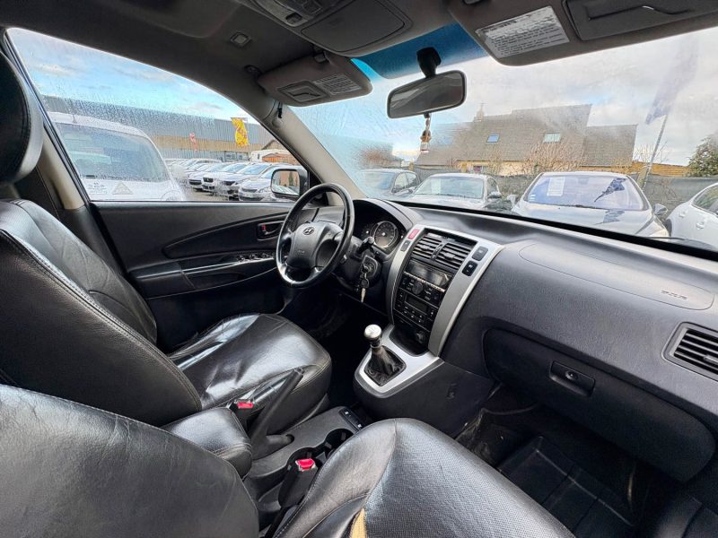 HYUNDAI TUCSON 