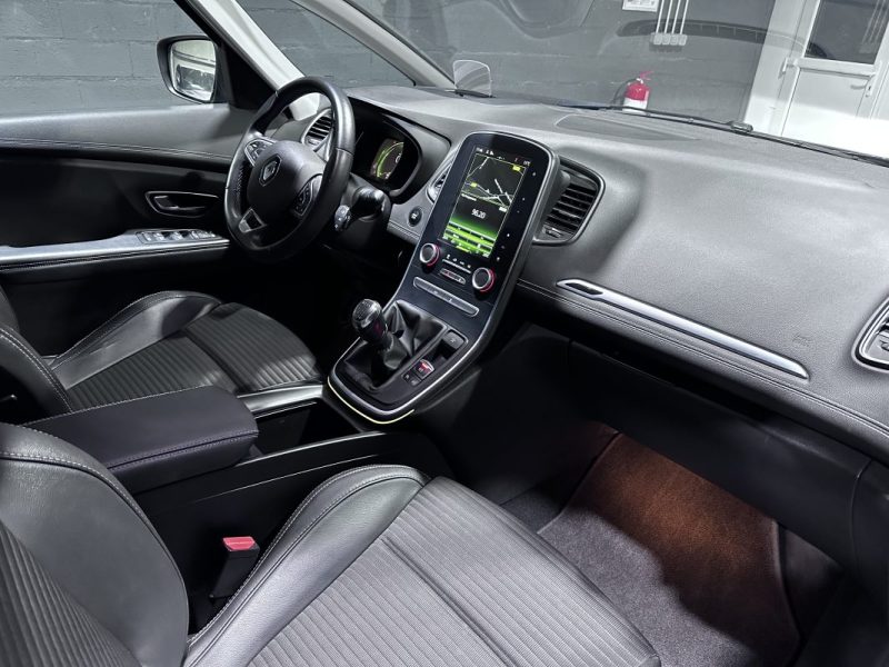 RENAULT SCENIC IV TCE 130CH ENERGY INTENS 