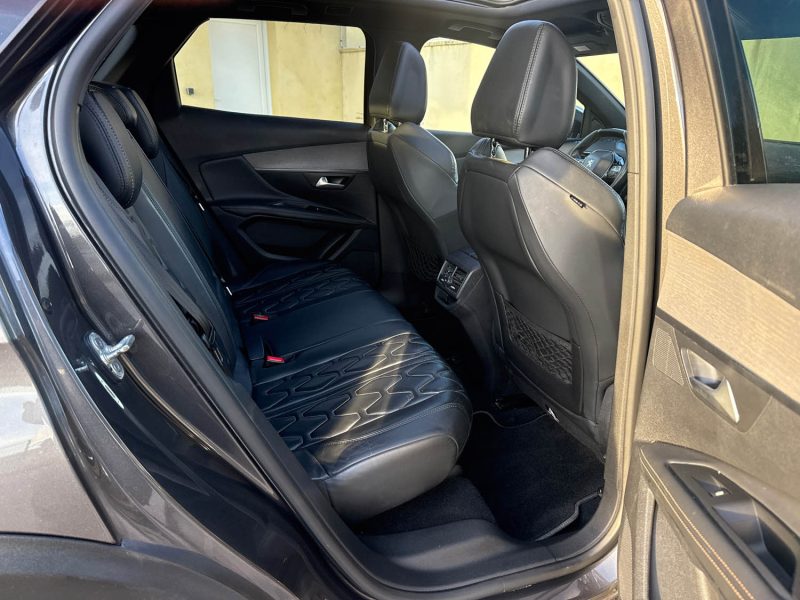 PEUGEOT 3008 II 2.0 BLUEHDI 180CH GT S&S EAT6 2017