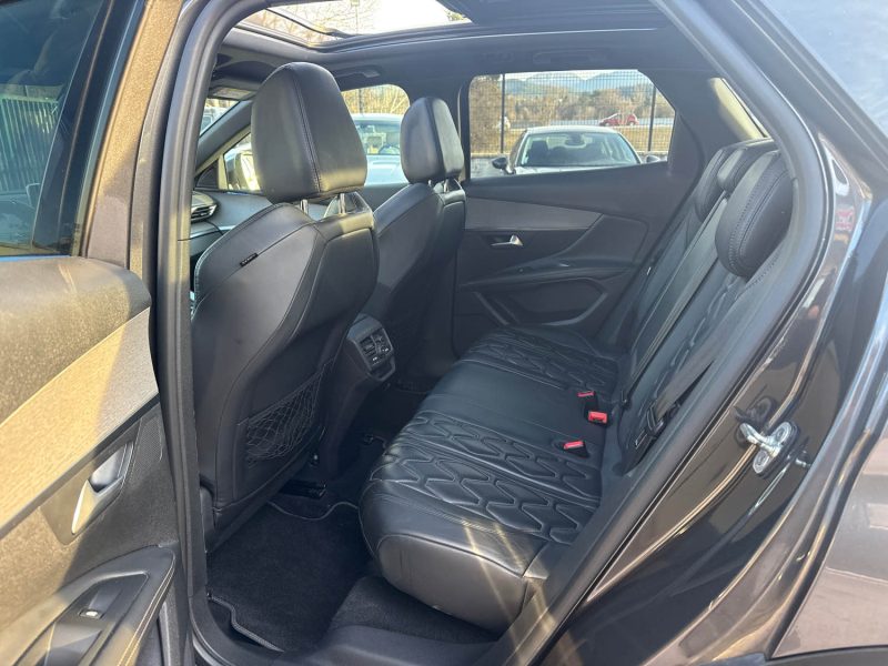 PEUGEOT 3008 II 2.0 BLUEHDI 180CH GT S&S EAT6 2017