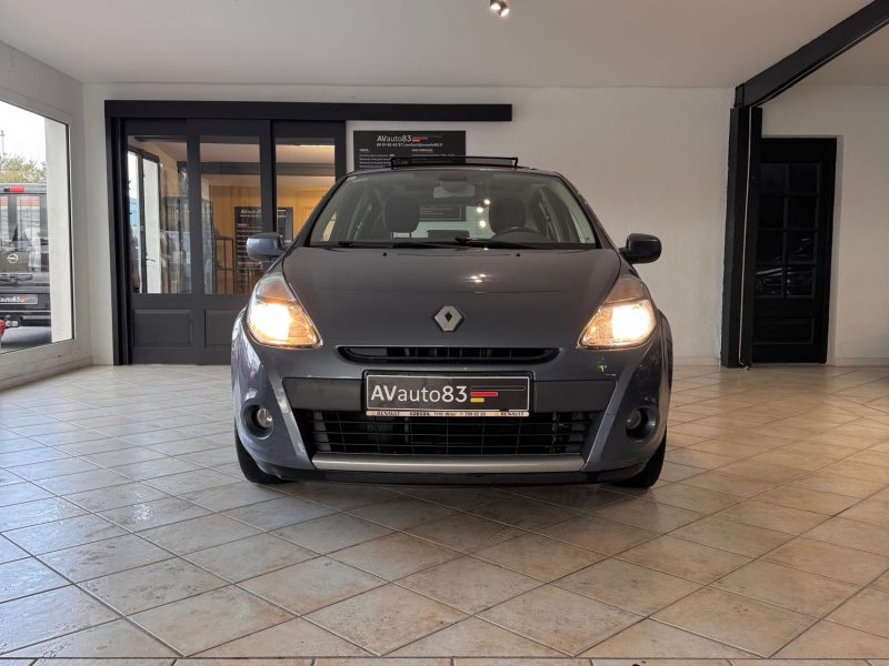 Renault Clio III 1.2 75ch – 83 000 km – Toit ouvrant – Garantie 12 mois - Excellent état 
