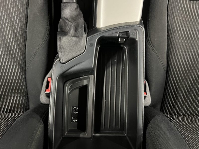 BMW SERIE 1 F20 PHASE 2 LCI 118i 1.6 TURBO 136 Cv BOITE AUTOMATIQUE 5 PORTES - GARANTIE 1 AN
