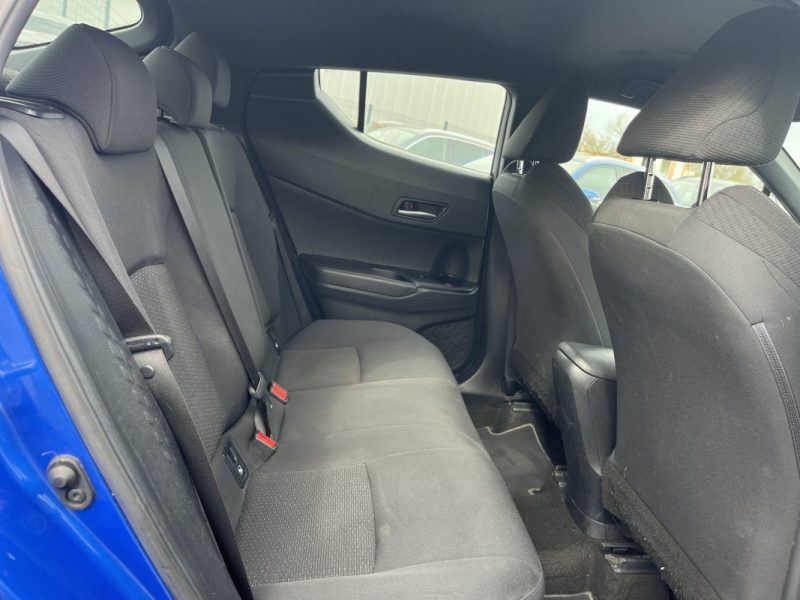 TOYOTA C-HR 1.8 HYBRID 122h DYNAMIC BUSINESS
