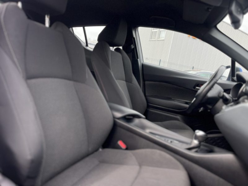 TOYOTA C-HR 1.8 HYBRID 122h DYNAMIC BUSINESS