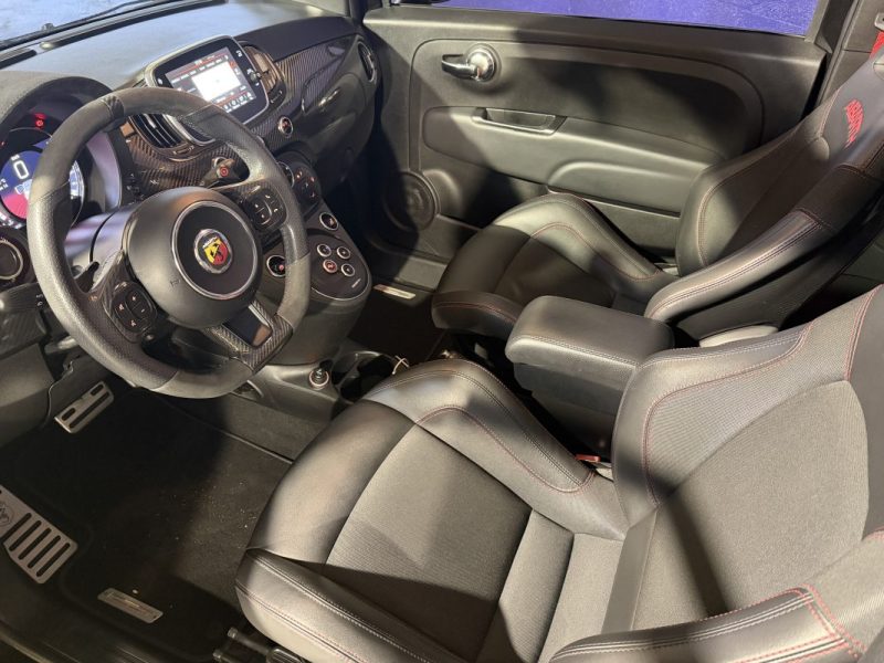 ABARTH 500 CABRIOLET 180cv 595 ESSEESSE BVA - SABELT CARBONE - AKRAPOVIC - BREMBO - 49 500 klm 