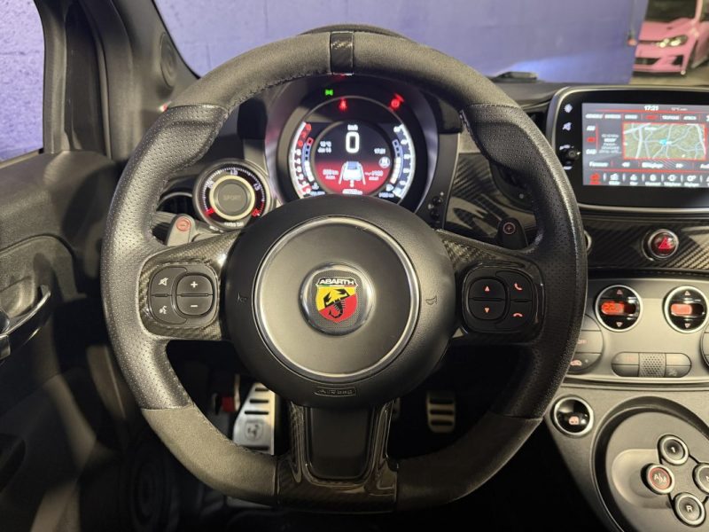 ABARTH 500 CABRIOLET 180cv 595 ESSEESSE BVA - SABELT CARBONE - AKRAPOVIC - BREMBO - 49 500 klm 