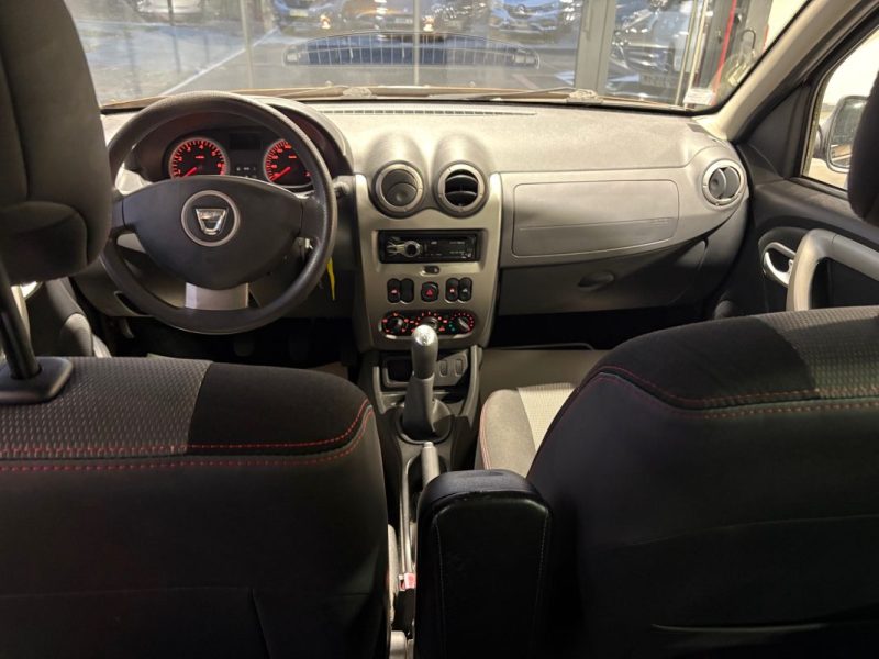 DACIA DUSTER 1.6I - 16V 2012