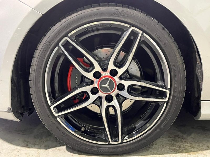 MERCEDES CLASSE A 160 FASCINATION AMG 7G-DCT *** DÉTECTEUR D'ANGLE MORT / CUIR ALCANTARA ***