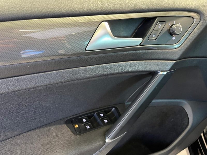 VOLKSWAGEN GOLF VII 1.0 TSI 115CH IQ-DRIVE 5P *** CARPLAY / FULL FACTURE / AUCUN FRAIS À PRÉVOIR ***