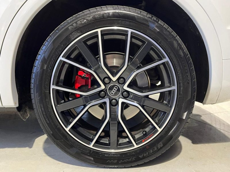 AUDI Q5 SPORTBACK 55 TFSI E 367CH S-LINE QUATTRO S TRONIC 7