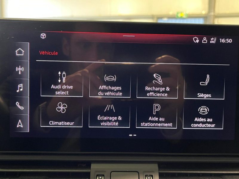 AUDI Q5 SPORTBACK 55 TFSI E 367CH S-LINE QUATTRO S TRONIC 7