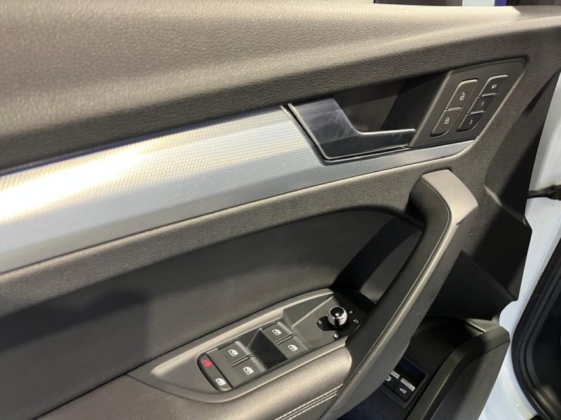 AUDI Q5 SPORTBACK 55 TFSI E 367CH S-LINE QUATTRO S TRONIC 7