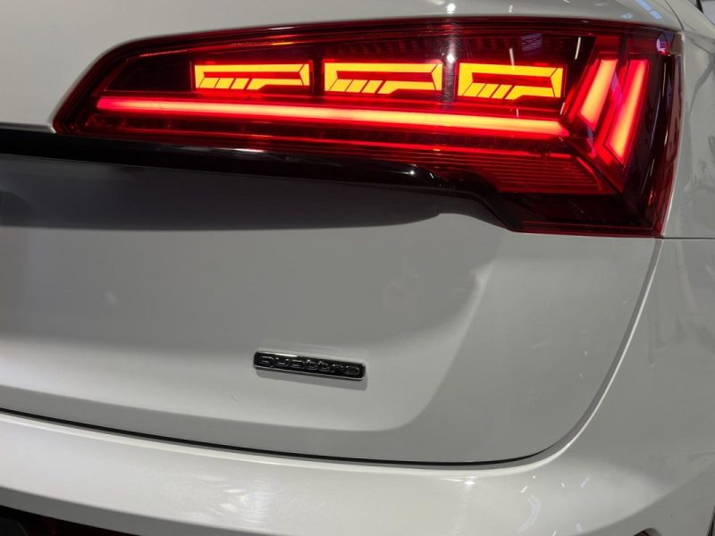 AUDI Q5 SPORTBACK 55 TFSI E 367CH S-LINE QUATTRO S TRONIC 7