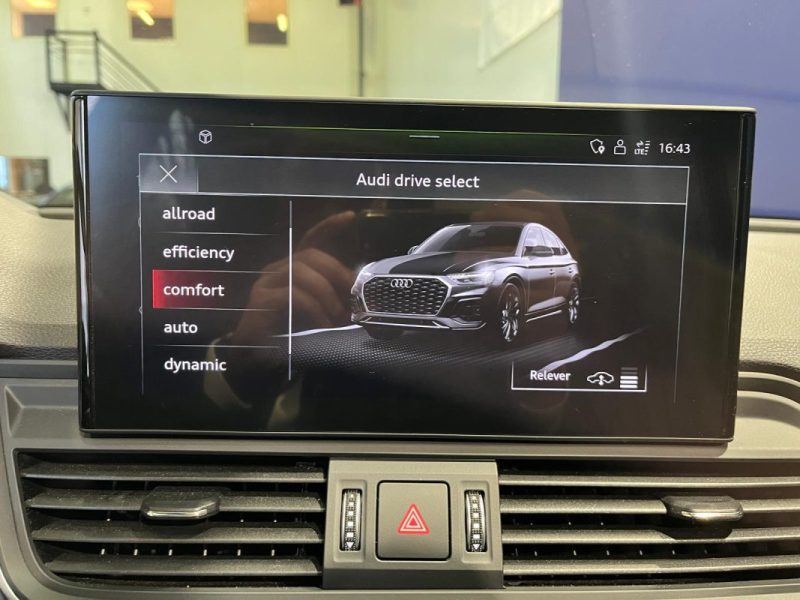 AUDI Q5 SPORTBACK 55 TFSI E 367CH S-LINE QUATTRO S TRONIC 7