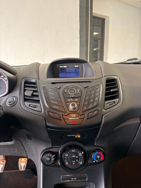 Ford Fiesta ST 1.6 Ecoboost 182ch – 2016 – Garantie 12 mois – Excellent état - Distribution neuf 